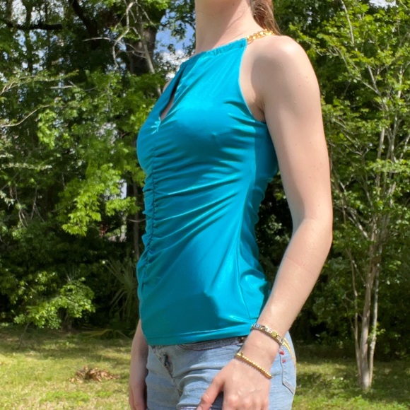 Early 2000’s Ruched Chain Top - Picture 3 of 9